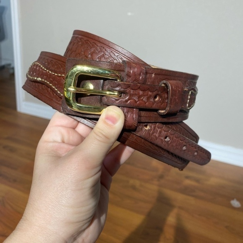 GUIDE GEAR genuine leather brown classic belt sold brass gold tone buckle men’s